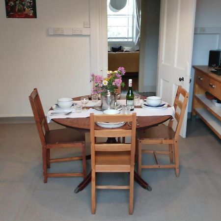 Tortilla Towers Bridport Ngoại thất bức ảnh
